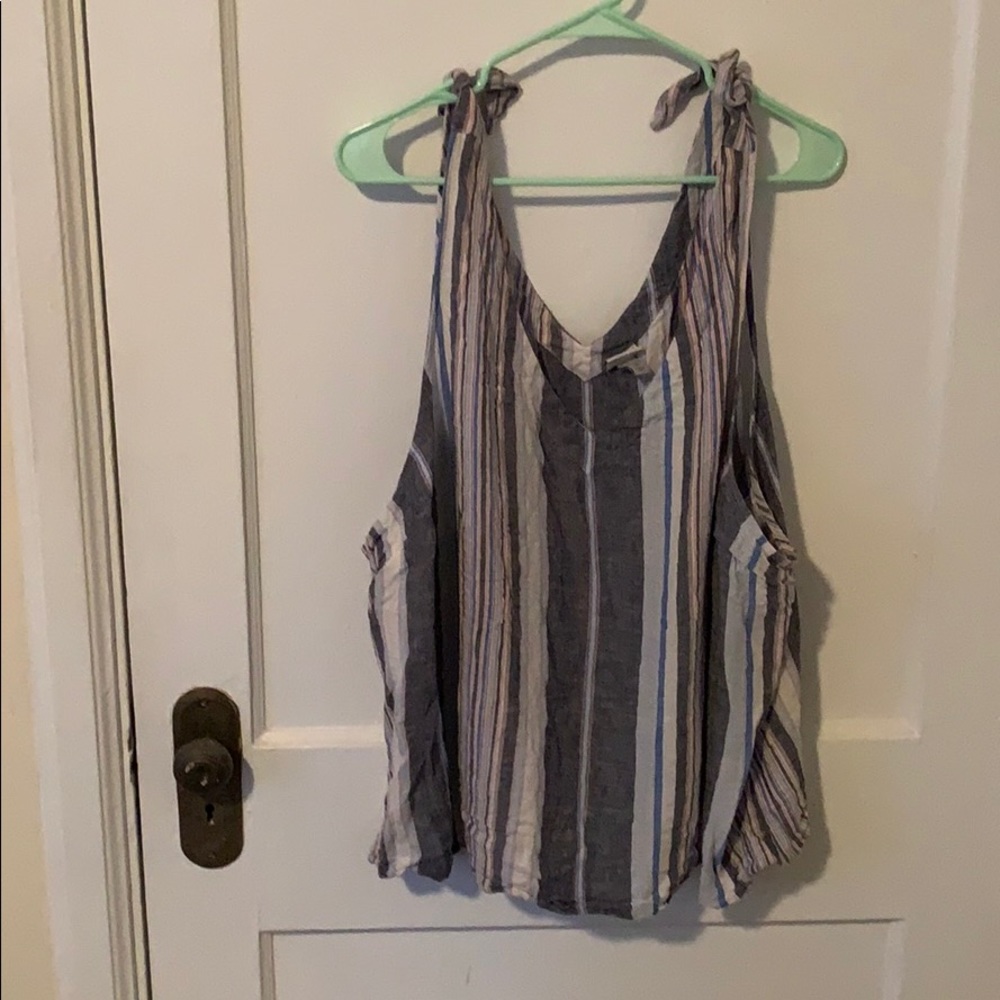 A new day -Linen top - Picture 4 of 8